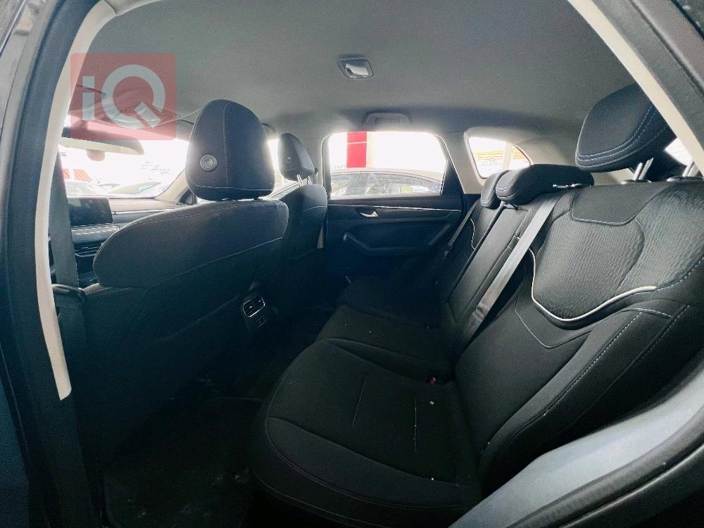 هافال جوليون